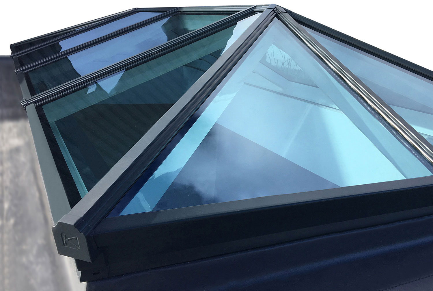 /app/uploads/2023/09/detail_korniche-aluminium-roof-lantern.jpg